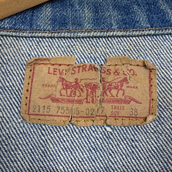 Vintage Levi's Jean Jacket Mens 38 Blue Denim Trucker Made in Canada 80s 90s - Picture 13 of 16